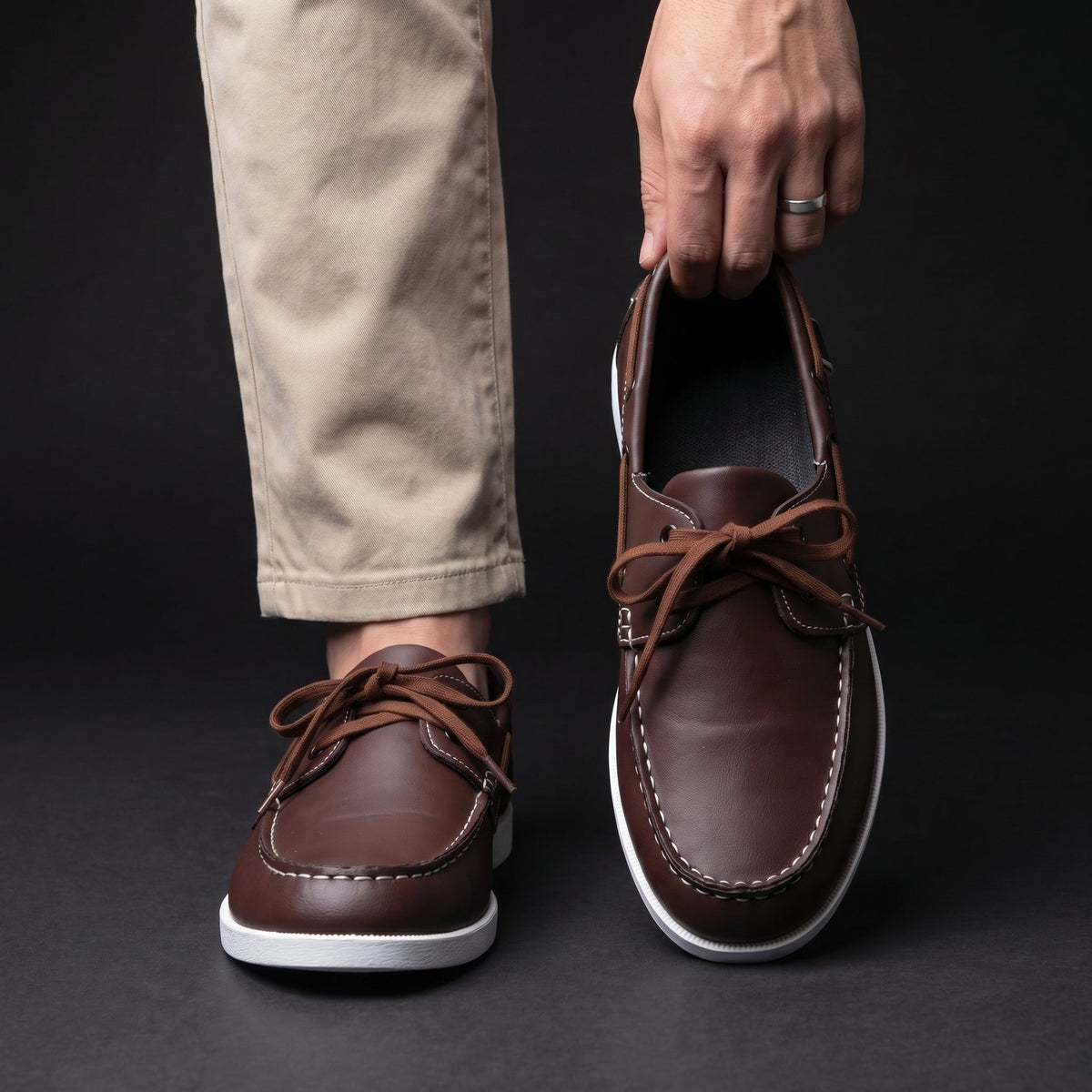 Men's Boat Shoe | Lace-Up Contrasting Collar Flexible Sole