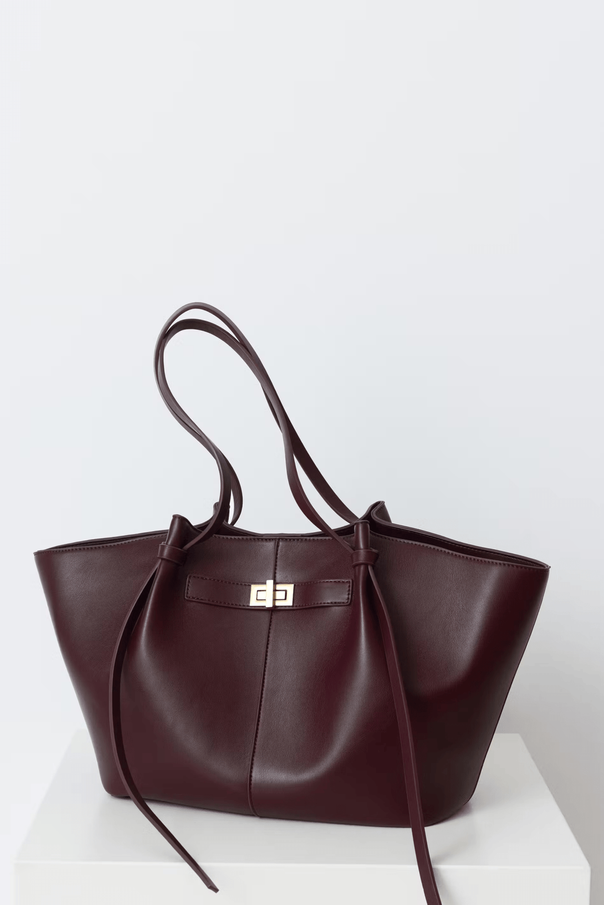 Katia | Structured Shopper Bag – Elegant Timeless Style