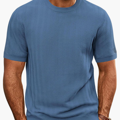 Men's comfortable round neck t-shirt, perfect for everyday wear. Soft, relaxed fit daily essential tee.