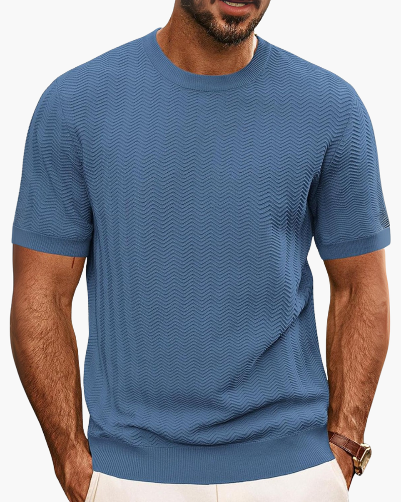 Men's comfortable round neck t-shirt, perfect for everyday wear. Soft, relaxed fit daily essential tee.