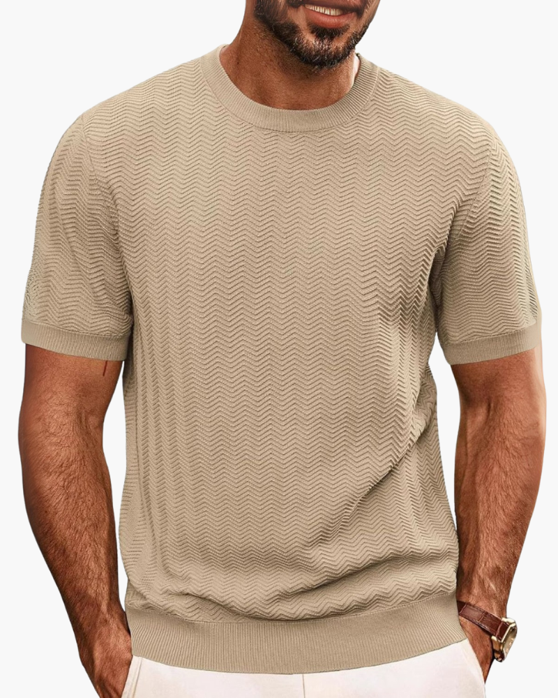 Casual men's summer t-shirt, a comfortable round neck basic tee with a soft feel for daily essential style.