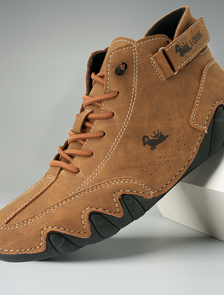 Lightweight, breathable fabric & ergonomic design of unisex barefoot shoes for activewear & daily comfort.