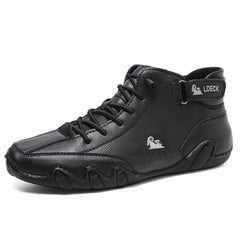 Activewear barefoot shoes for men & women, designed for natural walking, hiking trails & outdoor comfort.